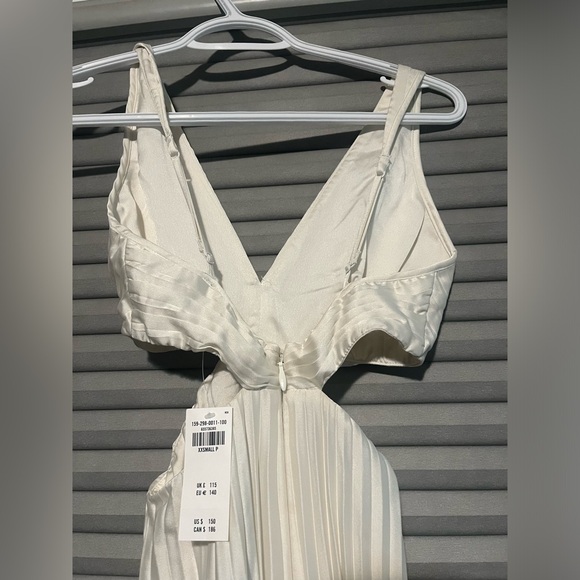 NWT A&F Satin Dress - Picture 10 of 11